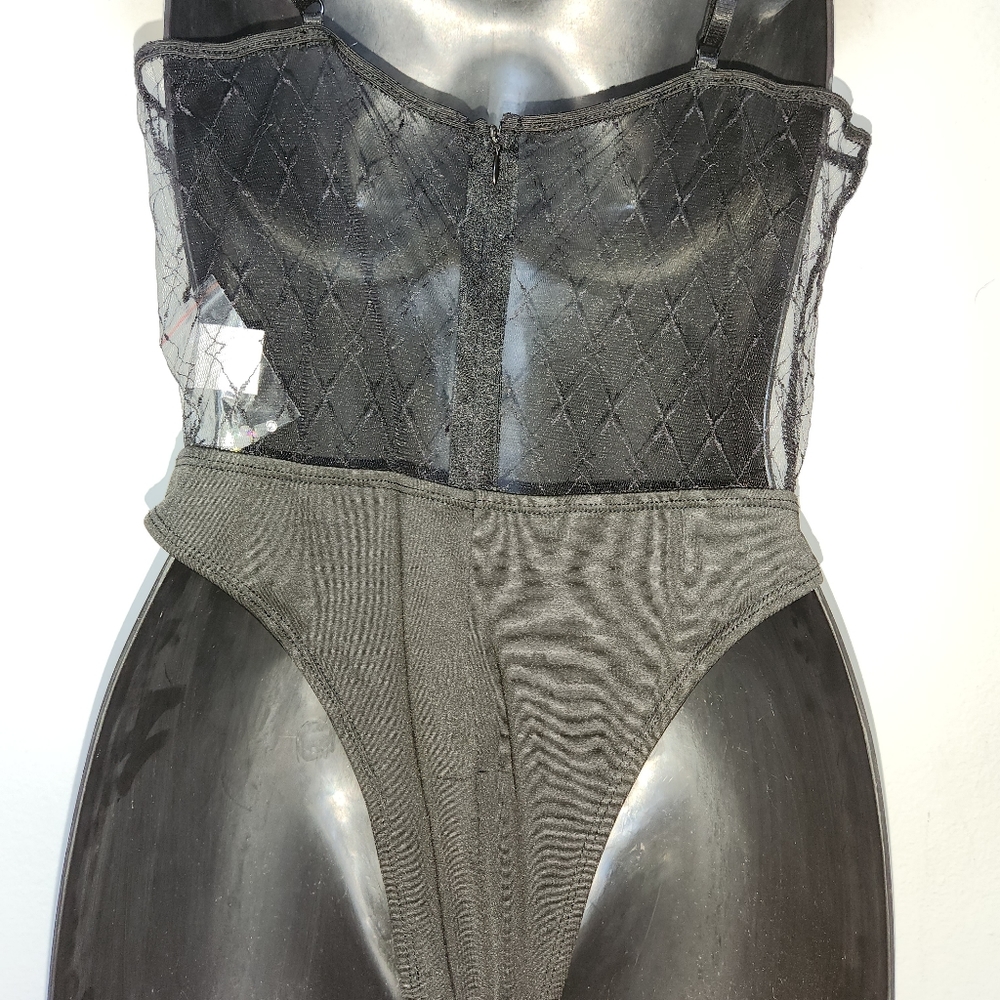 Bodysuit - Picture 7 of 8